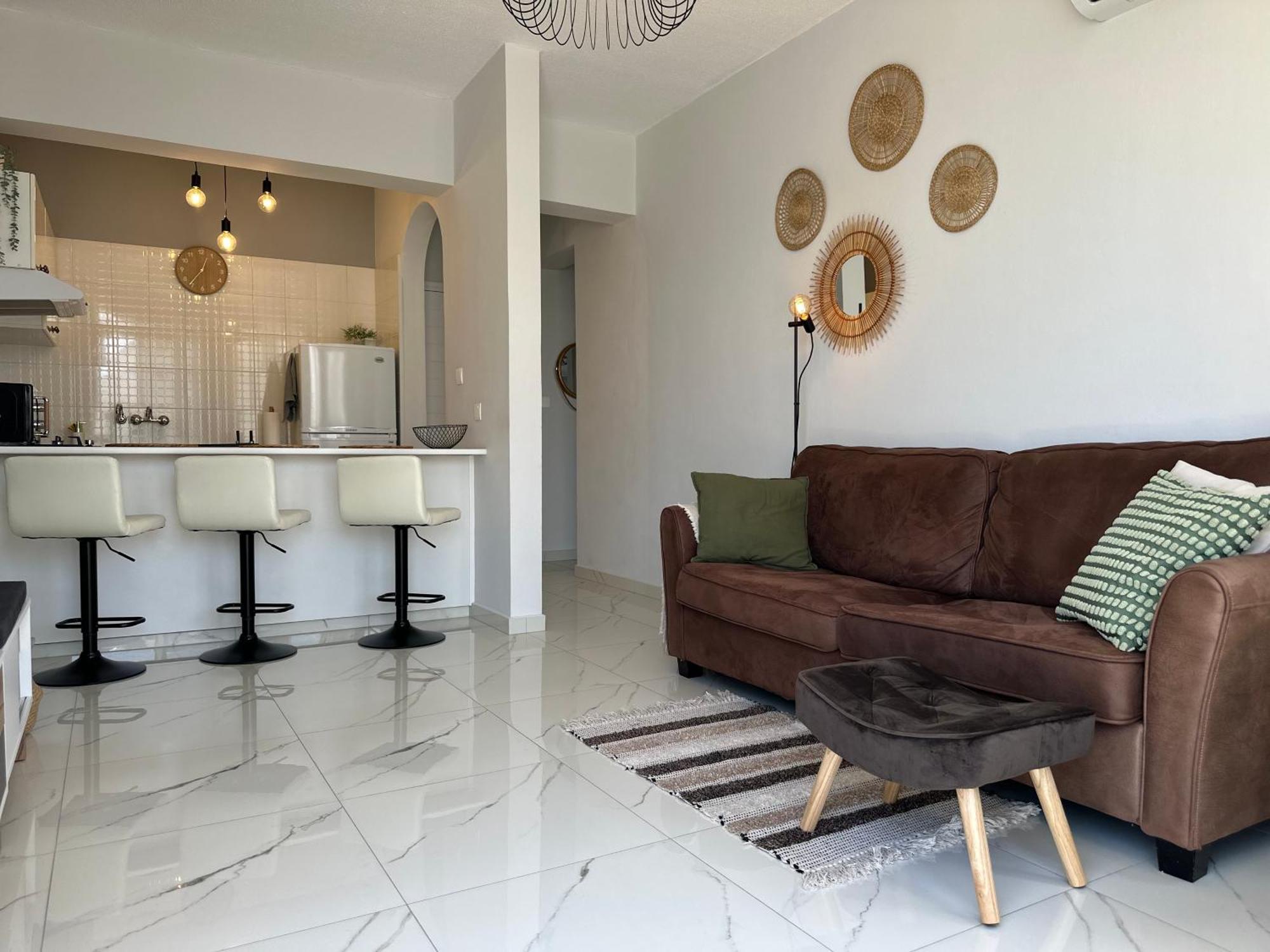 Sea View Apartment Near The Beach Paphos ภายนอก รูปภาพ